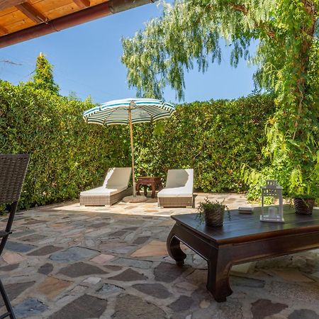 Elbaloves Appartaments Villa カポリーヴェリ エクステリア 写真