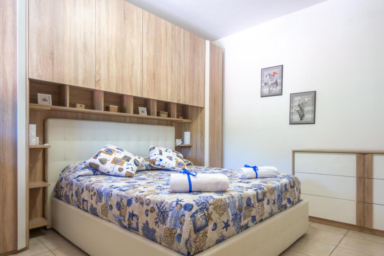 Elbaloves Appartaments Villa カポリーヴェリ エクステリア 写真