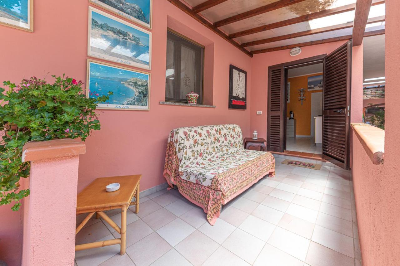 Elbaloves Appartaments Villa カポリーヴェリ エクステリア 写真