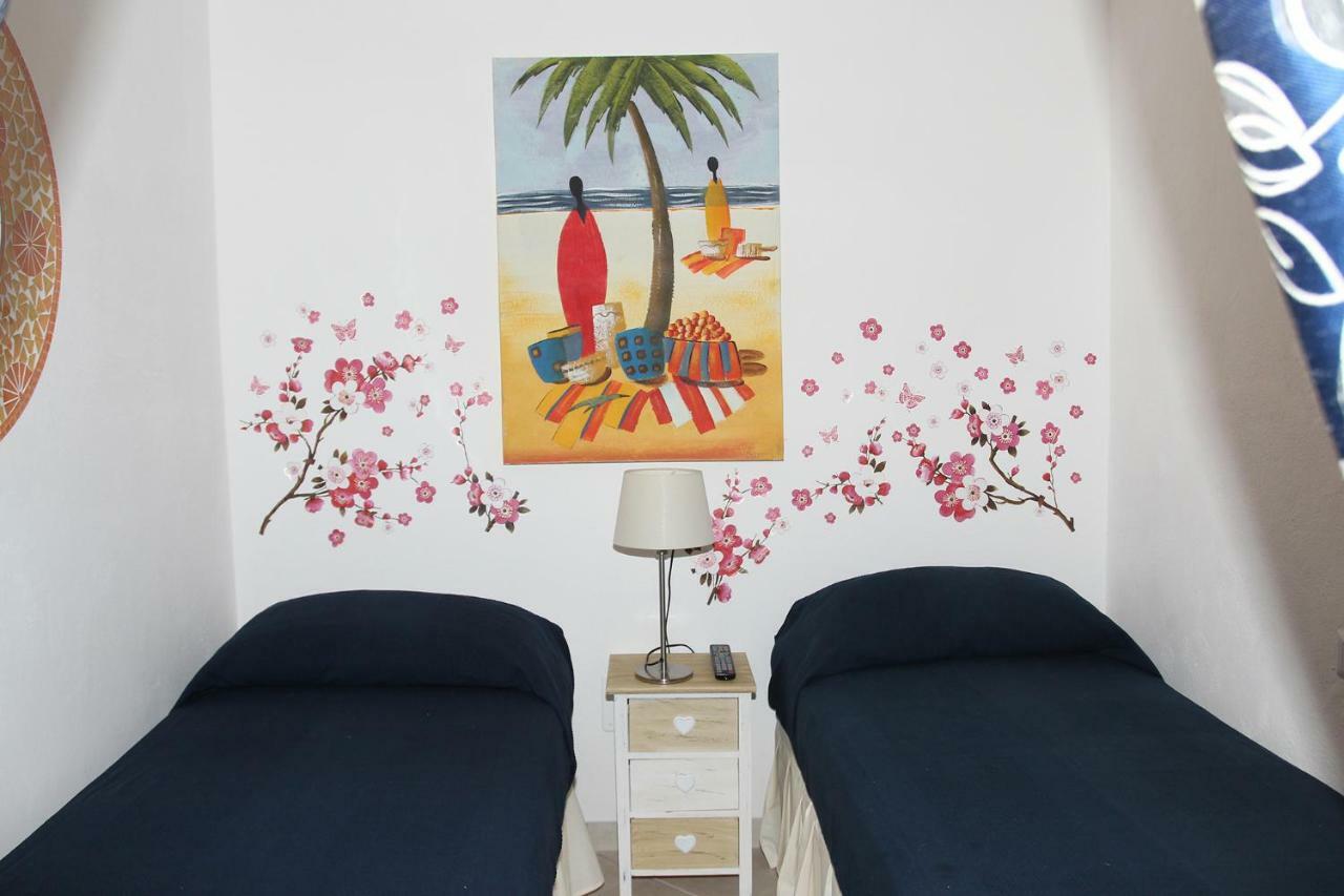 Elbaloves Appartaments Villa カポリーヴェリ エクステリア 写真